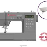Machines SINGER Heavy Duty 6700C Sewing Machine and Extension Table 08666F10