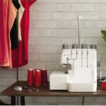 Machines SINGER S0700 Serger 08666F60 - Image 2